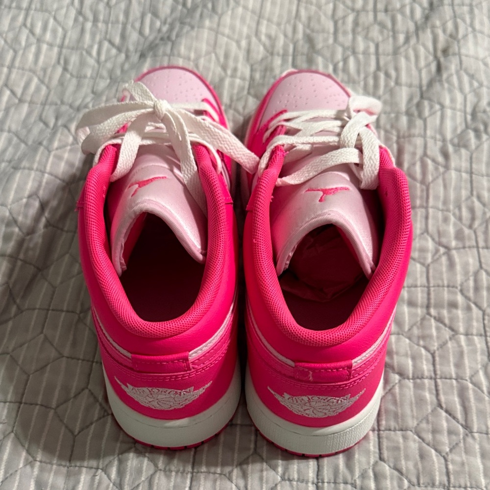 Jordan Women's Low-Top Sneakers in Hot Pink and Light Pink - Picture 2 of 7
